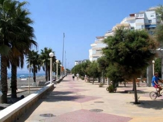 Paseo marítimo de Mezquitilla